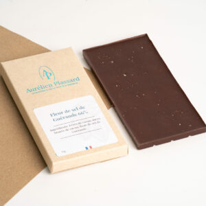 Tablette noir 66% fleur de sel de Guérande